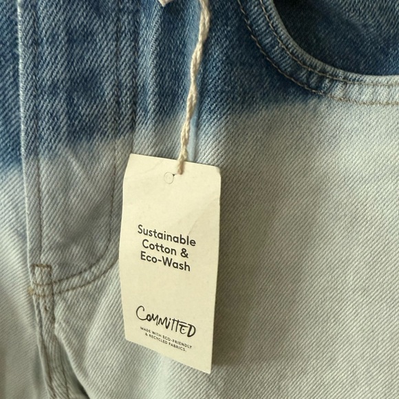 MNG|Mango Two-Tone Blue and White Women Jeans in relaxed straight leg•••Size 6 - Picture 10 of 16